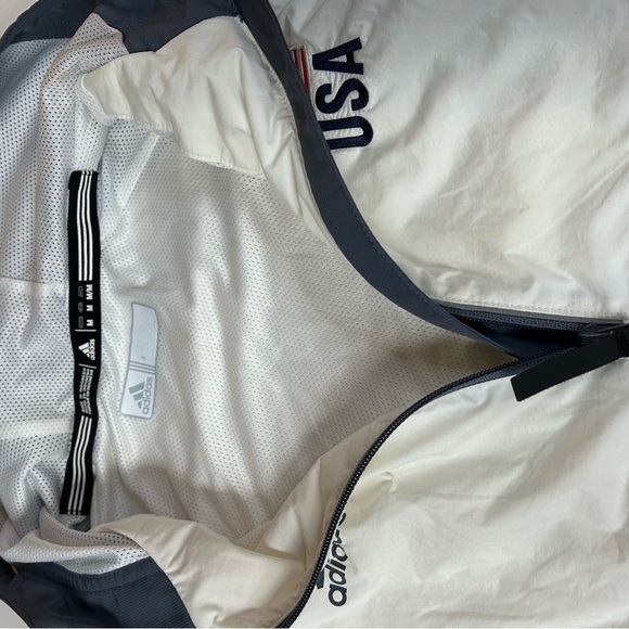 Adidas Men’s Windbreaker Lightweight Jacket Size Medium USA Gray White #2947 - Picture 7 of 11